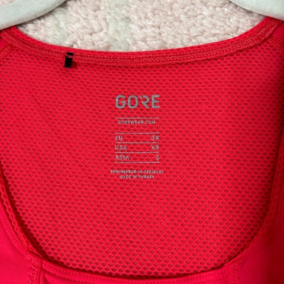 Gore Wear R 3W Running Cycling Singlet Tank Top Size XS Watermelon - Picture 3 of 11